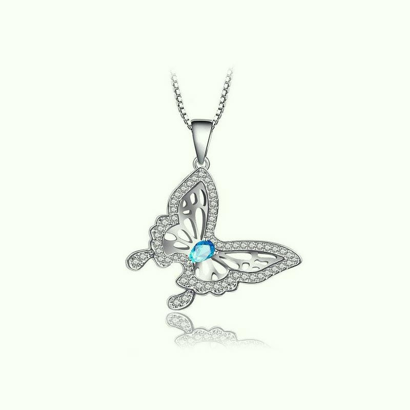collier-papillon-cristal-bleu