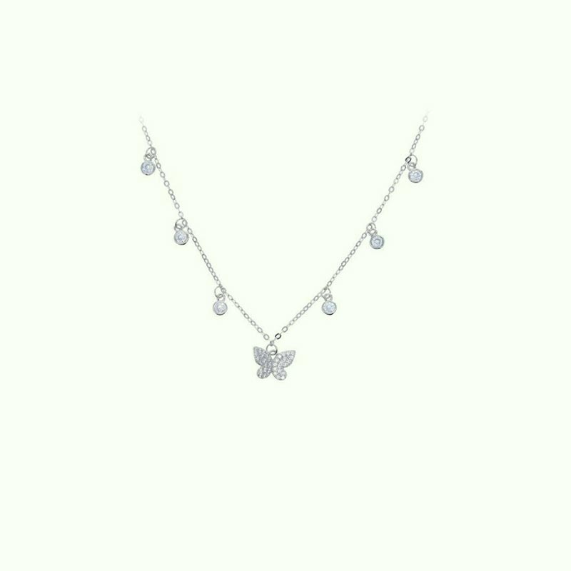 collier-pendentif-papillon