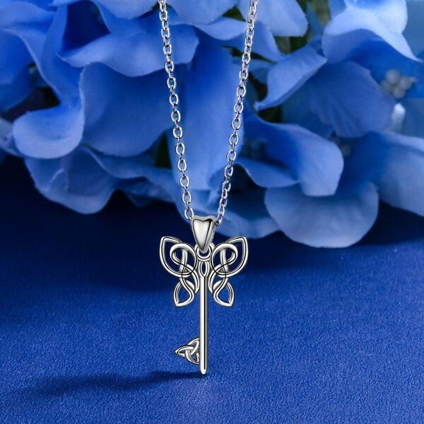 Collier Papillon clé