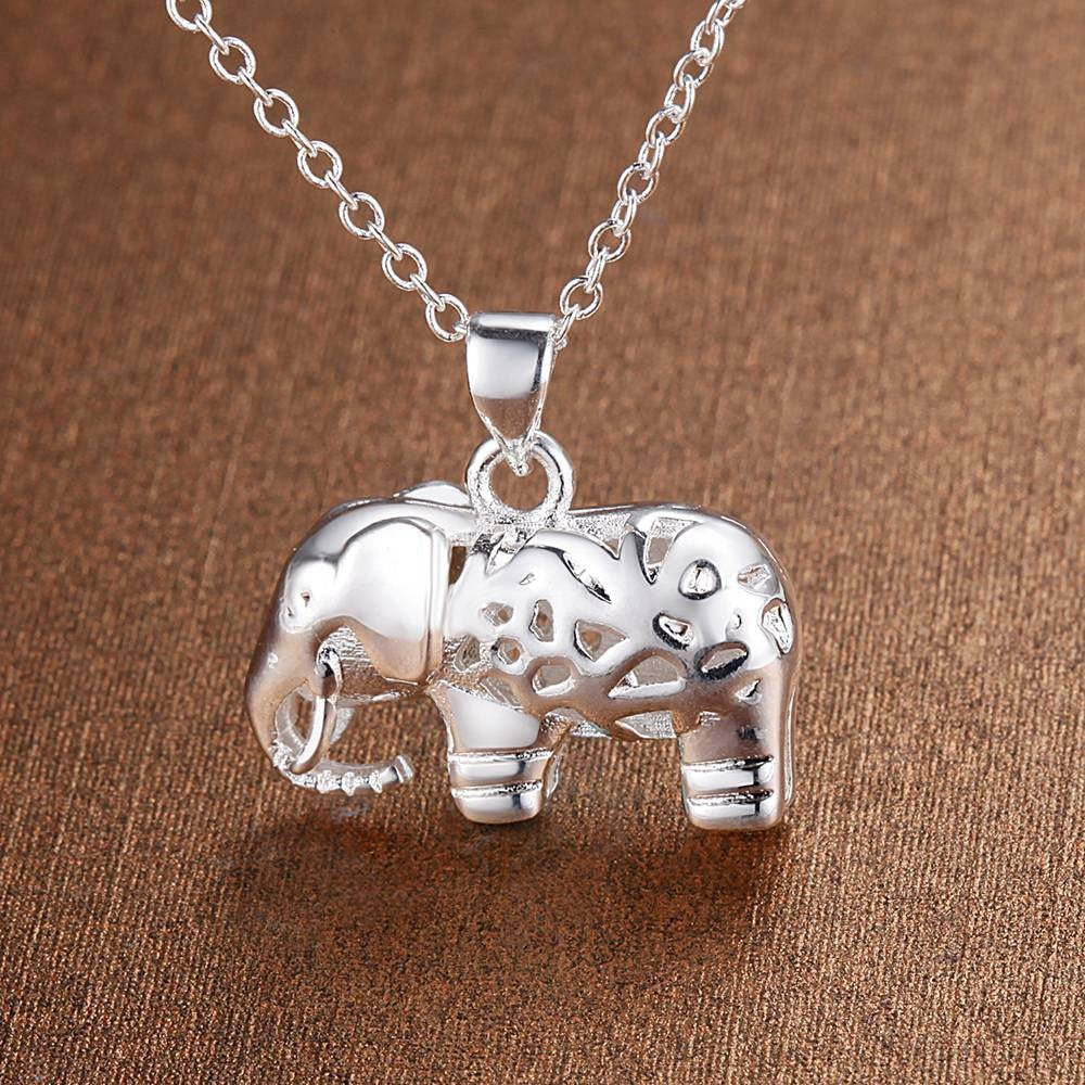 collier-elephant-argent